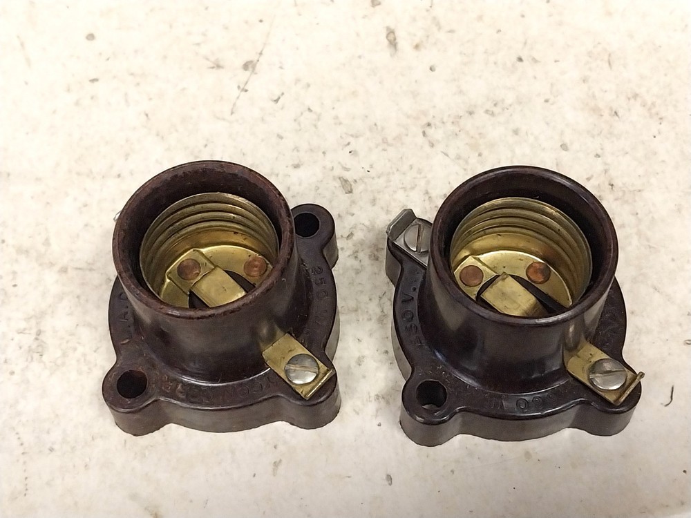 Pair Nice Surface Mount Light Bulb Socket / Old Vintage Ham Radio Electrical