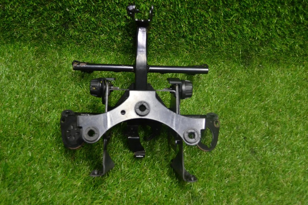 YAMAHA MT-09 Tracer 2015 - 2016 Front bracket headlight mount fairing