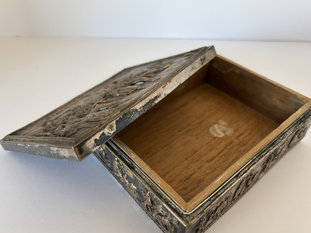 Antique E.G. Webster & Son Silverplate Cigarette Box Repoussé Tavern Scene