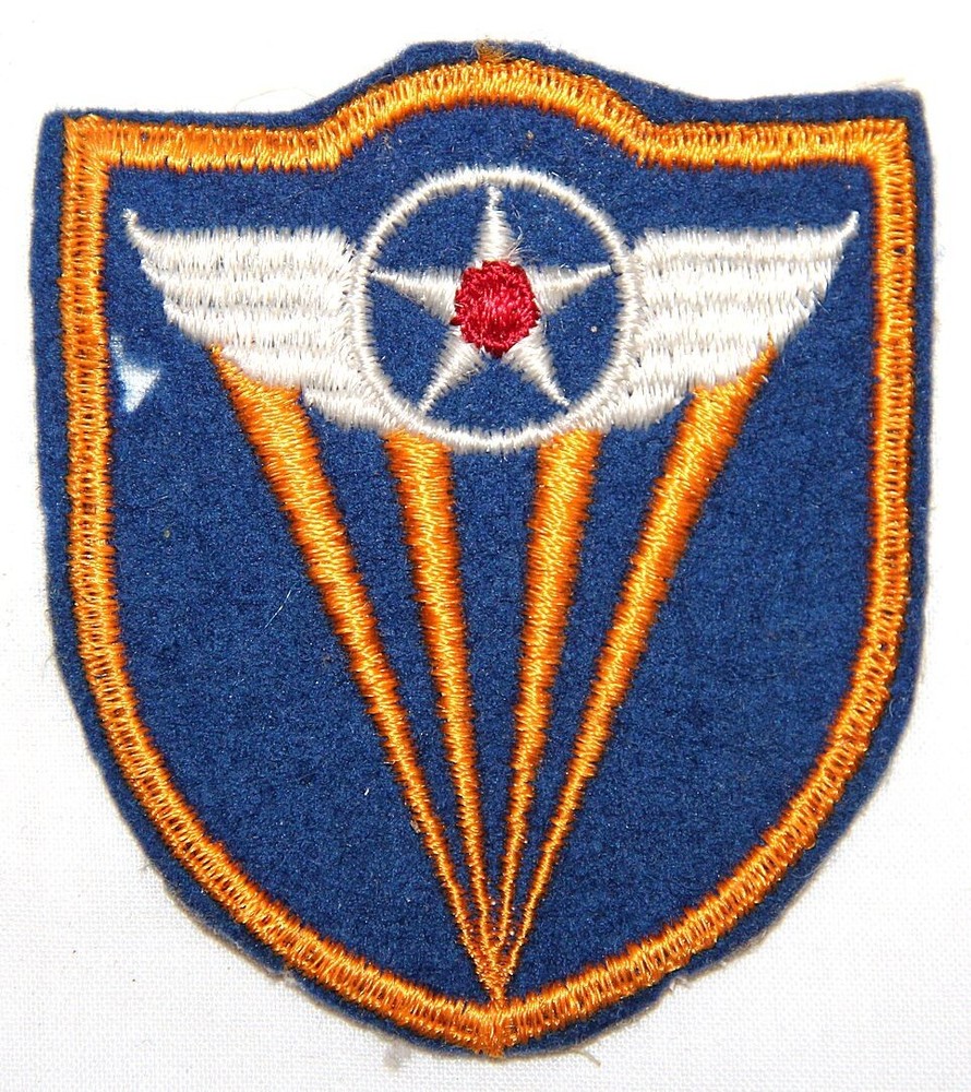 ORIGINAL WWII EMBROIDERED ON WOOL FELT 4TH AAF PATCH