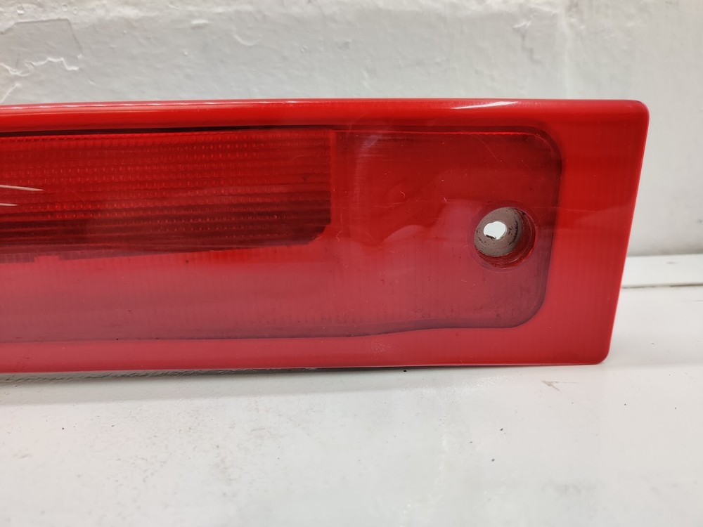 2008 VOLVO XC90 REAR ADDITIONAL THIRD STOP BRAKE LIGHT 31111195