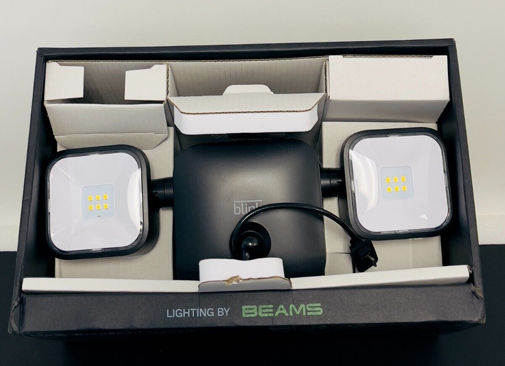 Blink - Floodlight Mount Accessory for Outdoor Camera - Black (Open Box)