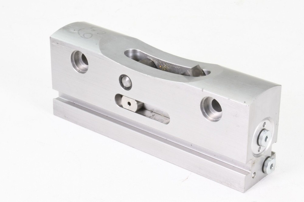 FESTO 1478121, DADM-EP-G6-16, Intermediate-position module