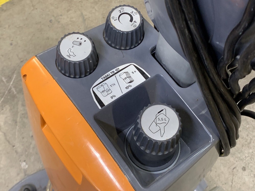 Taski Ergodisc 200 Floor Scrubber | #Z136