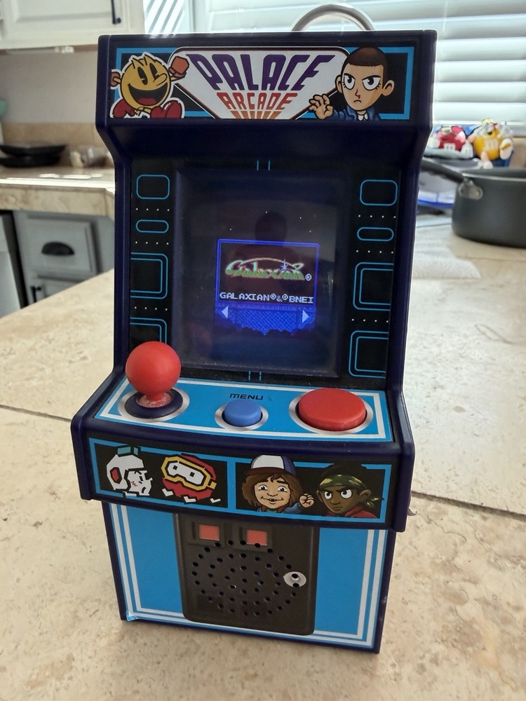 Stranger Things Palace ARCADE HASBRO MINI GAME Unit 20 Games