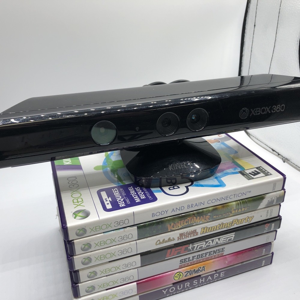 J4 Microsoft Xbox 360 - Kinect Motion Sensor Lot (7) -UFC, Zumba, Kinectimals