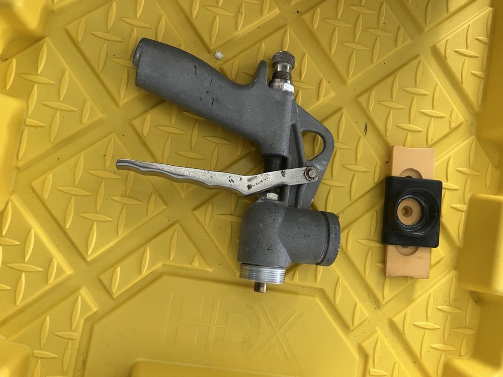 1K Stanley Texture Spray Gun