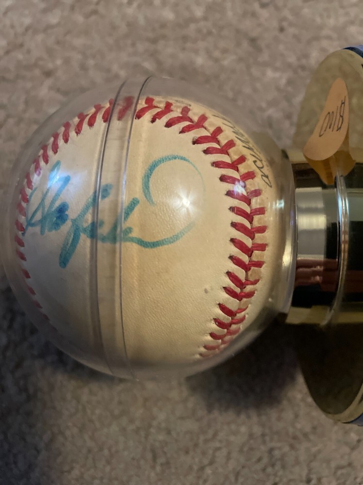 1987 Chicago Diamond Dinner Auto. Program + Associated Auto baseball