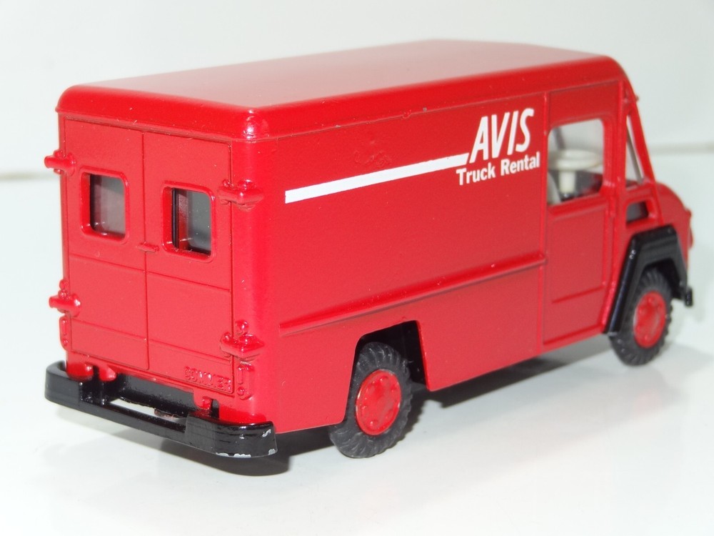 Lion Car 49 COMMER BOX VAN AVIS (381)