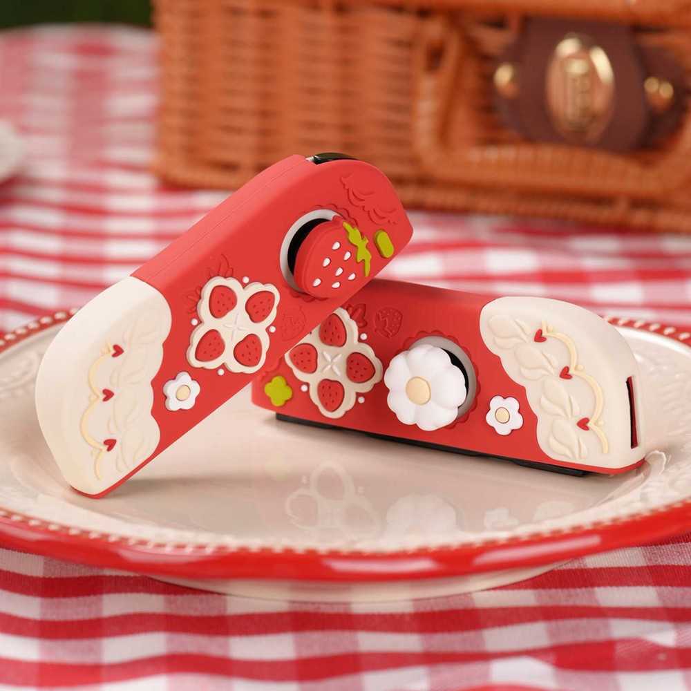GeekShare Protective Case for Nintendo Switch / OLED & Joycon Cover Strawberry