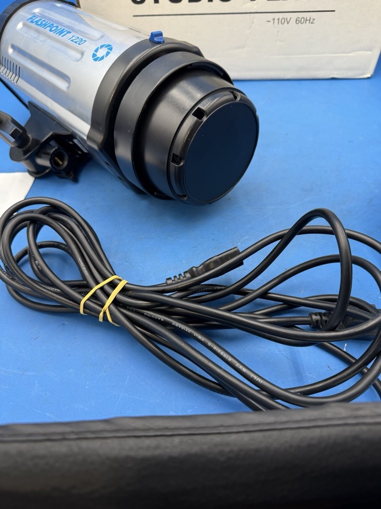 Flashpoint 1220 Studio Flash Tested Excellent Condition