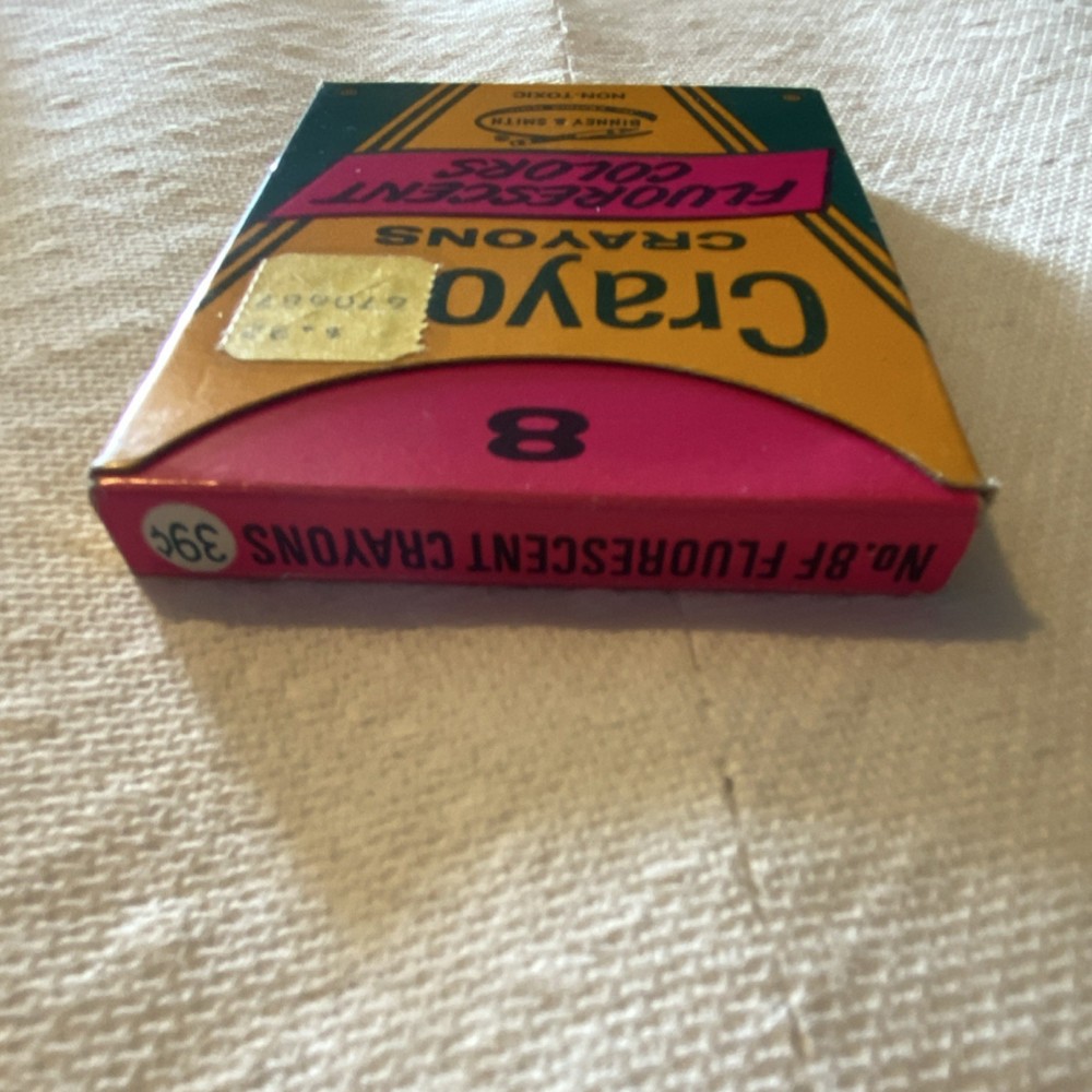 Crayola Fluorescent Colors 8ct Crayons Multicolor 8F