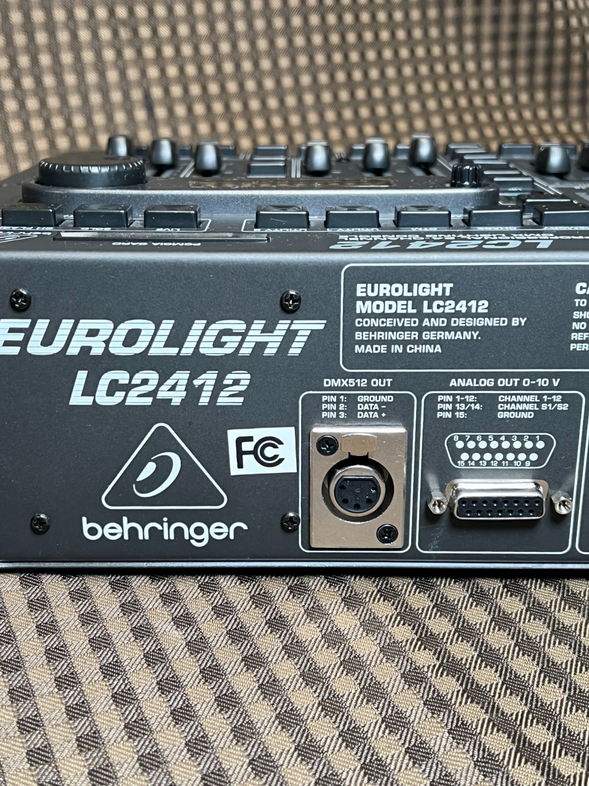 Behringer Eurolight LC2412 Professional 24 Channel DMX Lighting Console + Cables