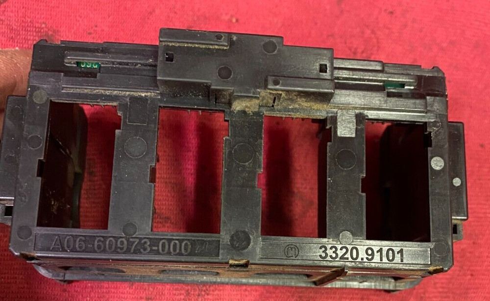 FREIGHTLINER CASCADIA BUILD YOUR OWN 4 PACK Dash Switch Cluster Insert Unit