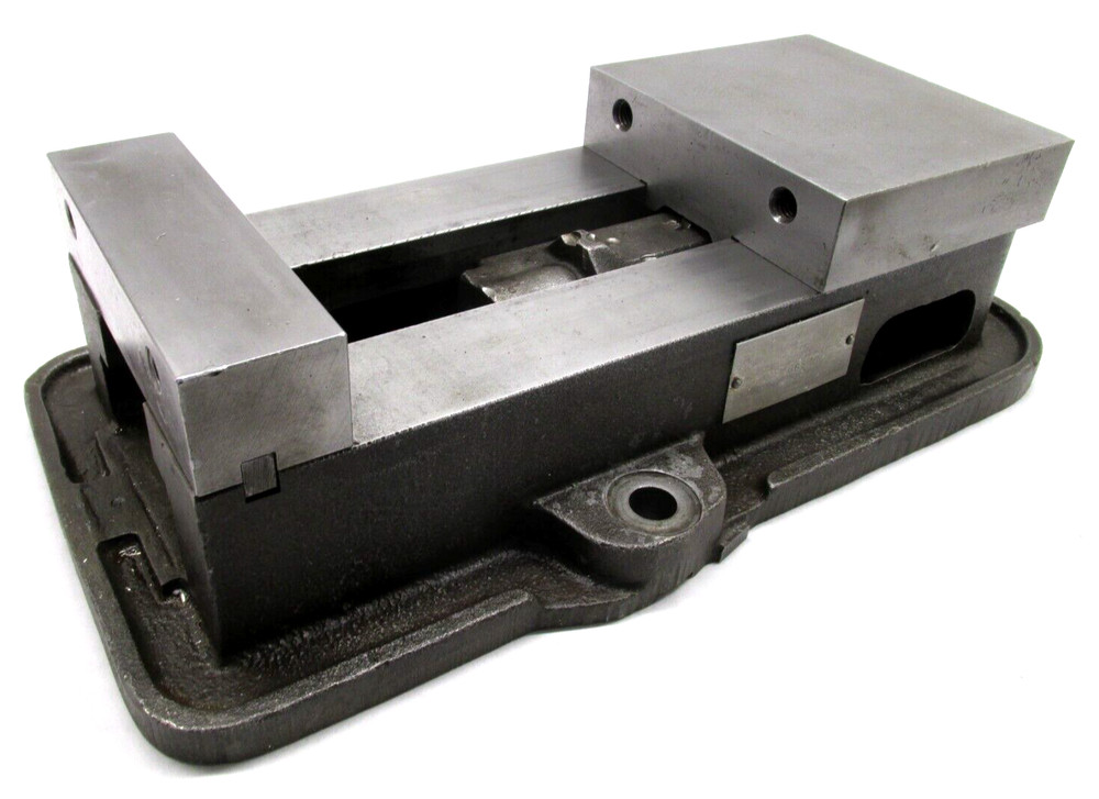 KURT ANGLOCK 6" MILLING MACHINE VISE - #D60
