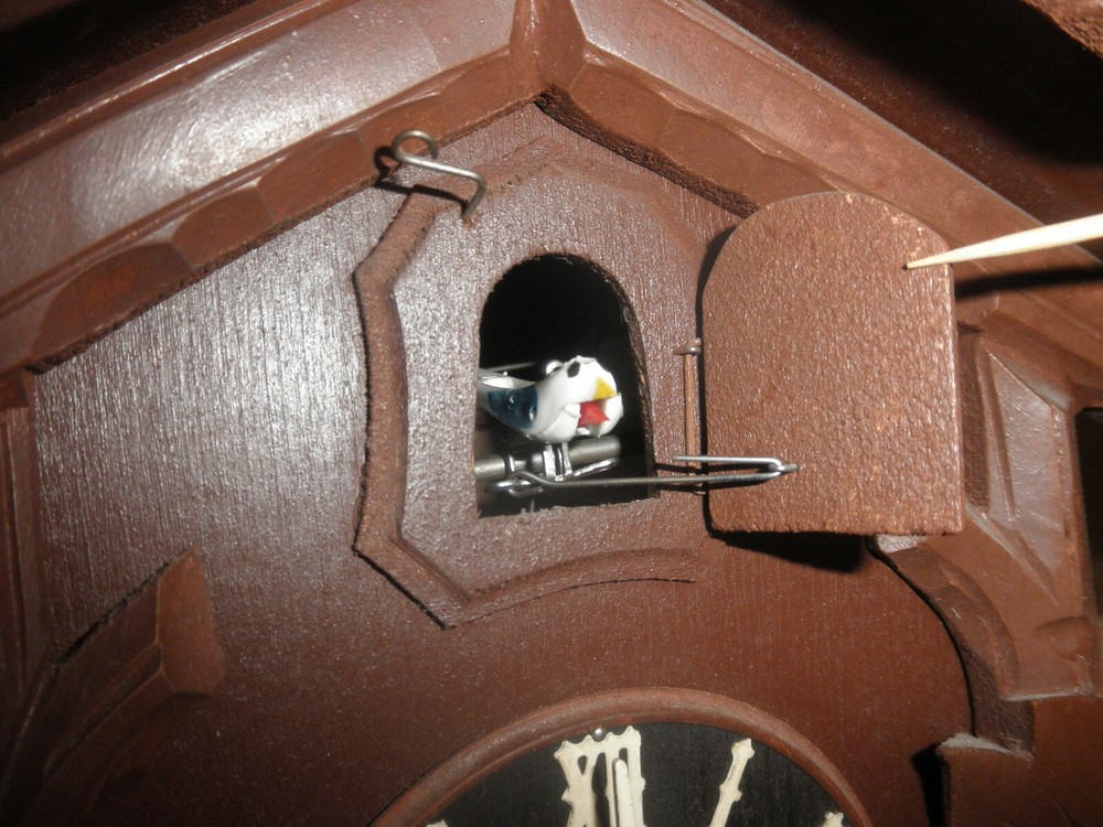 German Black Forest made working Herbert Herr 8 day Cuckoo Clock CK2992