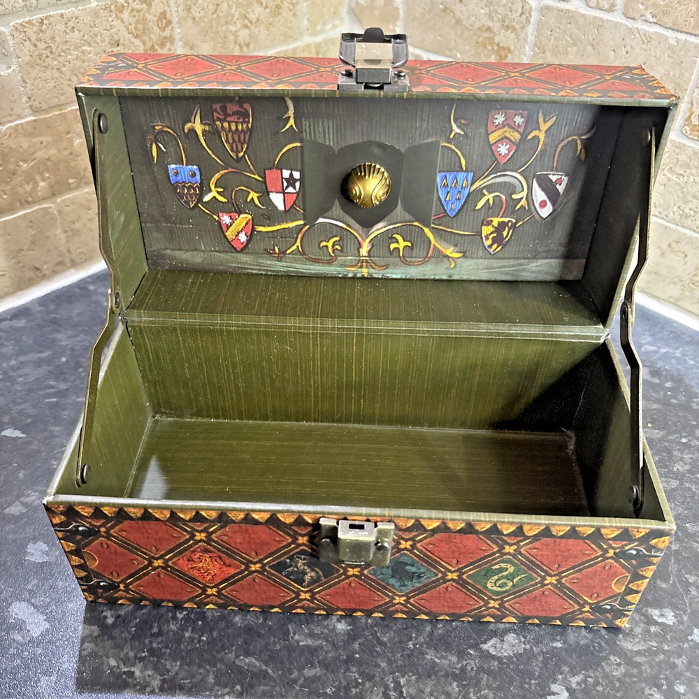 Harry Potter: Collectable Quidditch Box