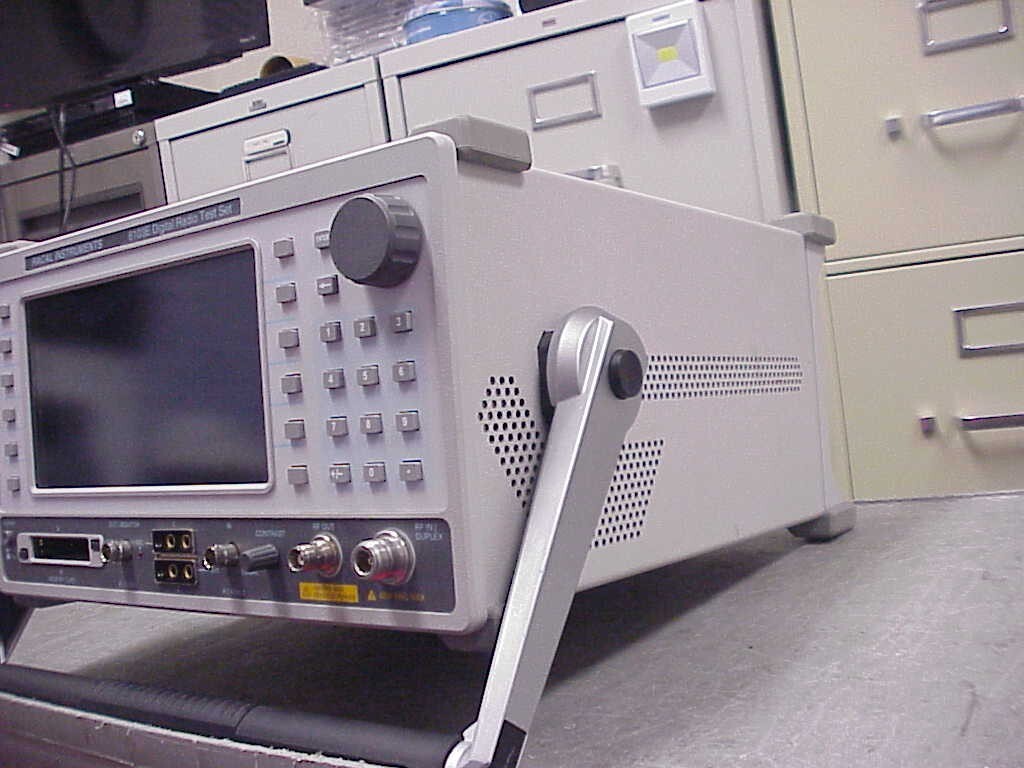 RACAL INSTRUMENTS 6103E DIGITAL RADIO TEST SET