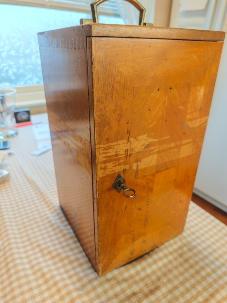 antique e. leitz wetzlar microscope