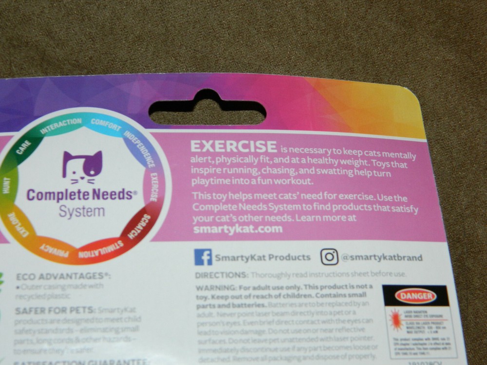 New SmartyKat Brand Loco Laser Interactive Laser Pointer