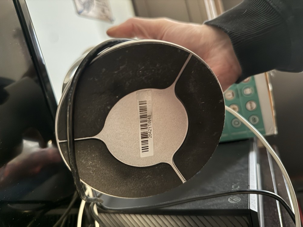 Blue Yeti USB Desktop Microphone Silver Mute Switch Volume Control