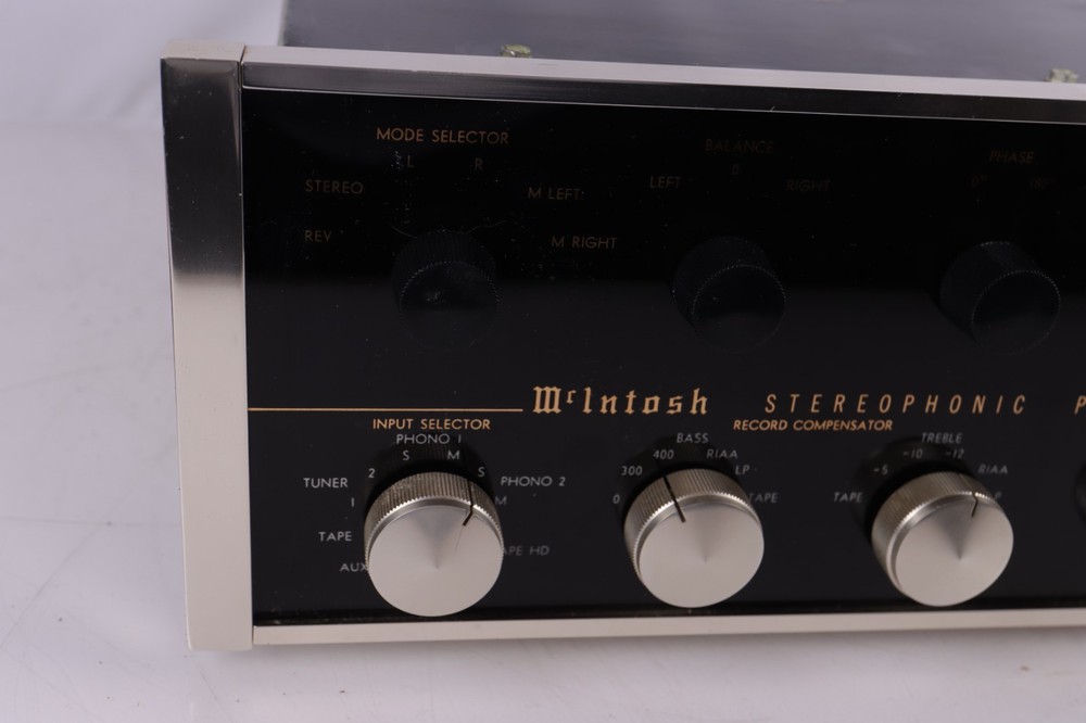 McIntosh C20 PreAmplifier== X-Nice Restored!