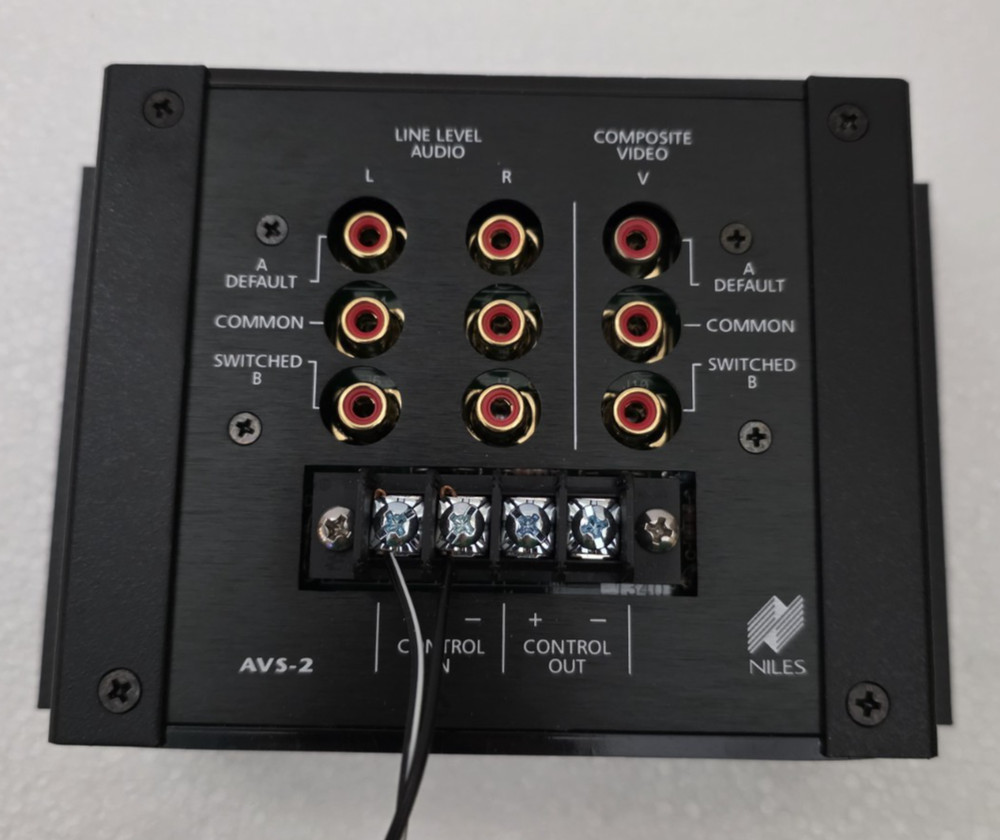 NILES AVS-2 Coltage Activated A-B Switch