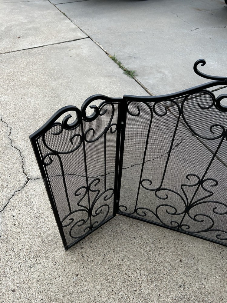 Black metal fireplace screen - Folds Flat - Nice Scrollwork