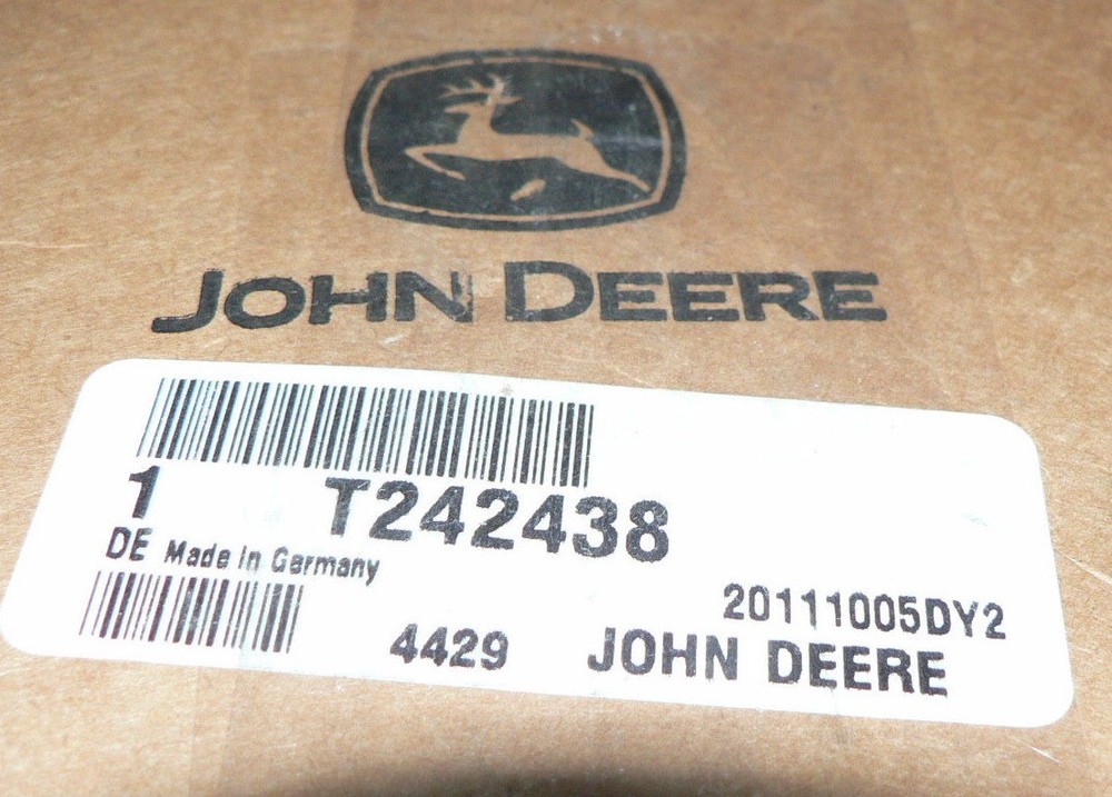 JOHN DEERE LOADER  624JR YOKE T242438