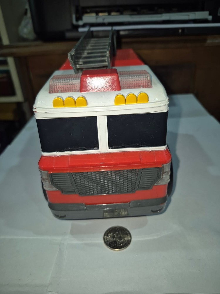 Kid Galaxy Red Pull Back Fire Truck OT5