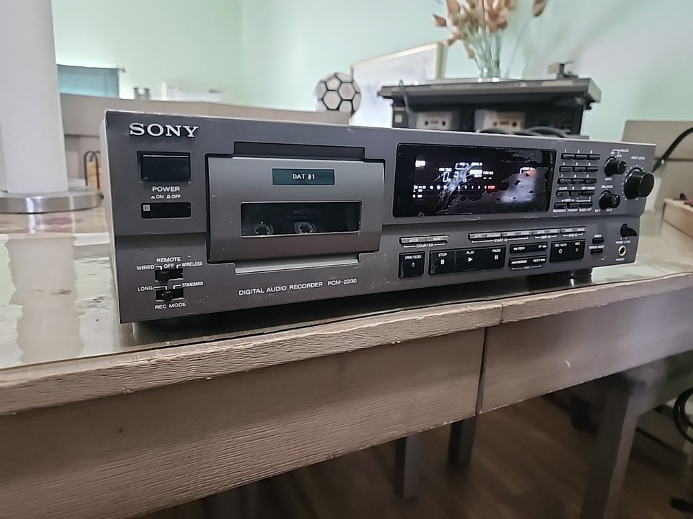 SONY PCM-2300 DAT Digital Audio Recorder Tested Working