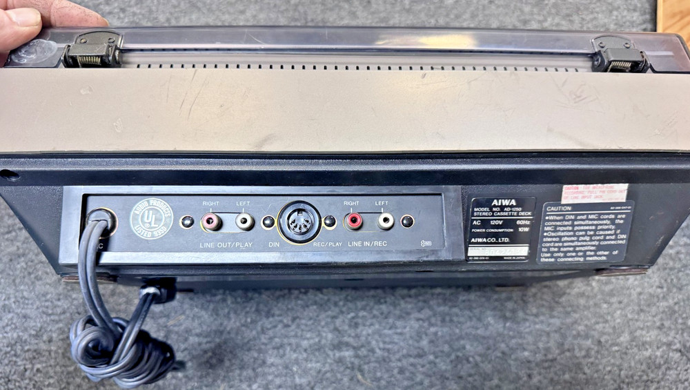 AIWA AD-1250 Solid State Cassette Deck, JAPAN, TURNS ON