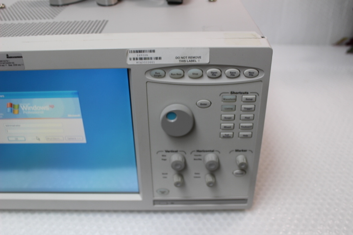 3729 Agilent 16902A Logic Analysis System