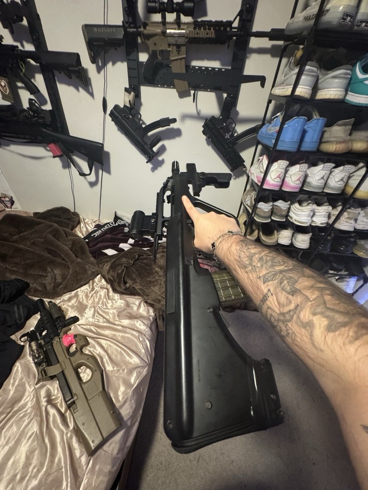AEG Airsoft Aug