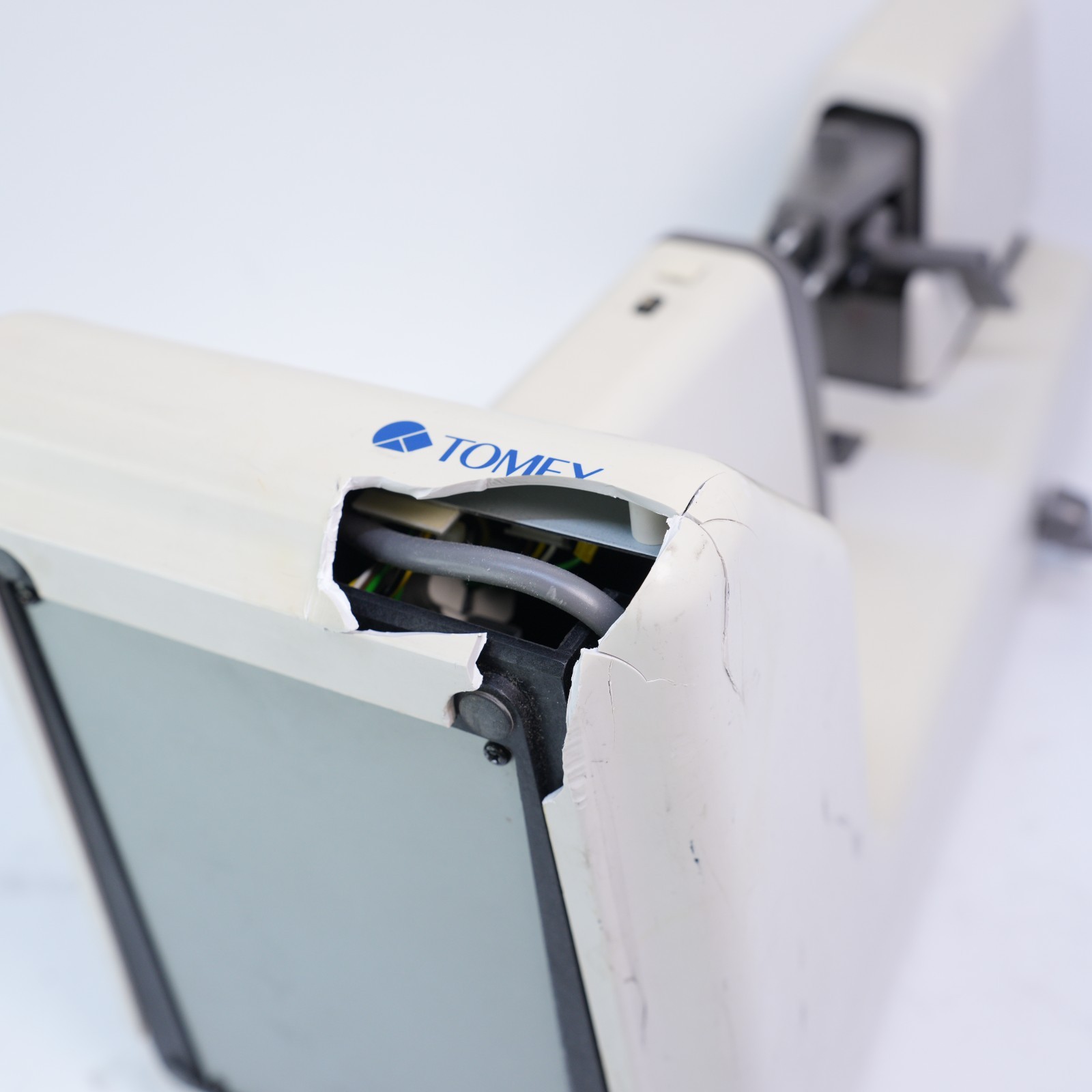 Tomey TL-900 Auto Lensmeter *PARTS T12-D18