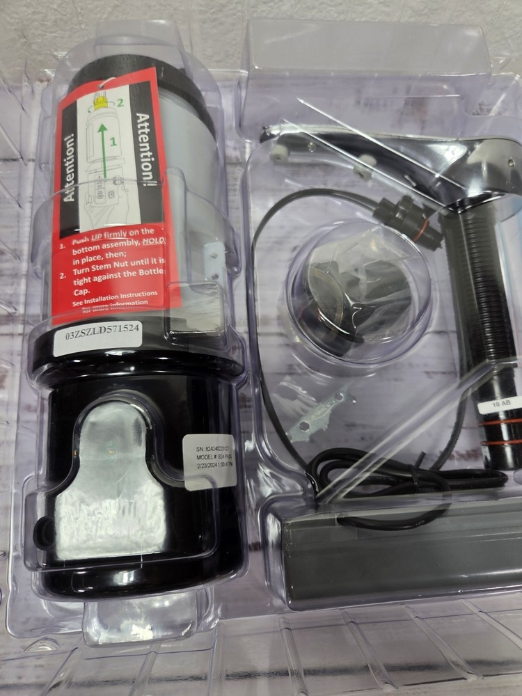 BOBRICK B-824 C AUTO LIQUID SOAP DISPENSER