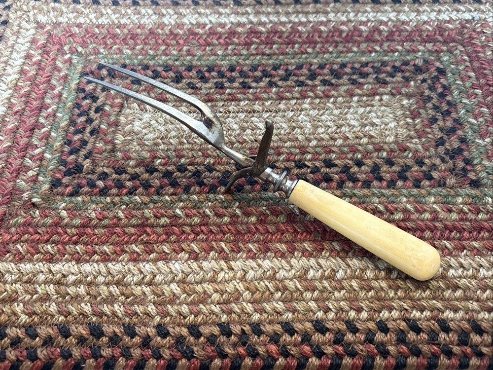 Vintage Bakelite Serving Fork Wheat