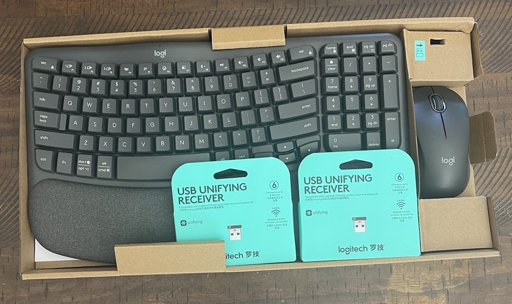 Logitech MK670 Performance Wireless Keyboard and Mouse Combo - Black