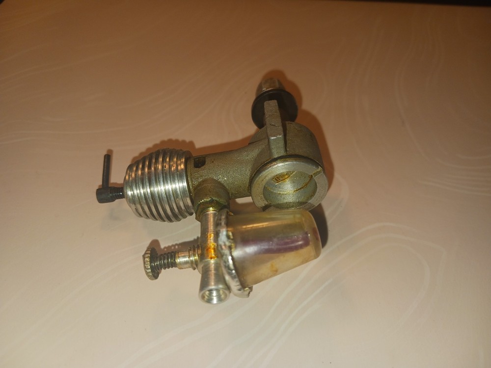 Vintage Aurora K .75 Mills RC Plane Engine