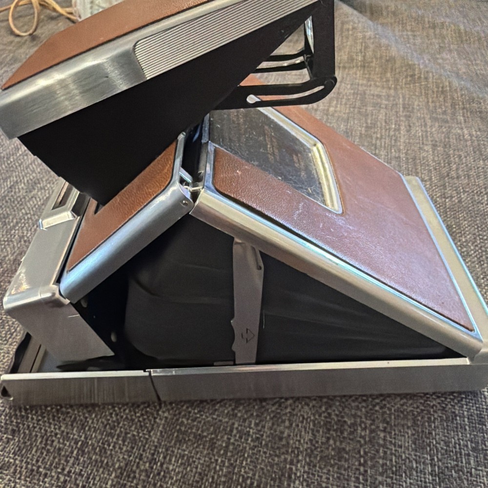 Polaroid SX-70 Brown Leather