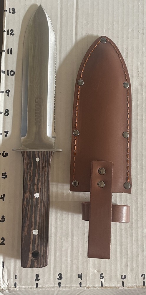 Gardening Knife With Sheath