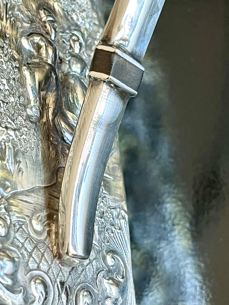 Barbour Repousse' Silverplate Tea / Coffee Server In PRISTINE Condition-1890's