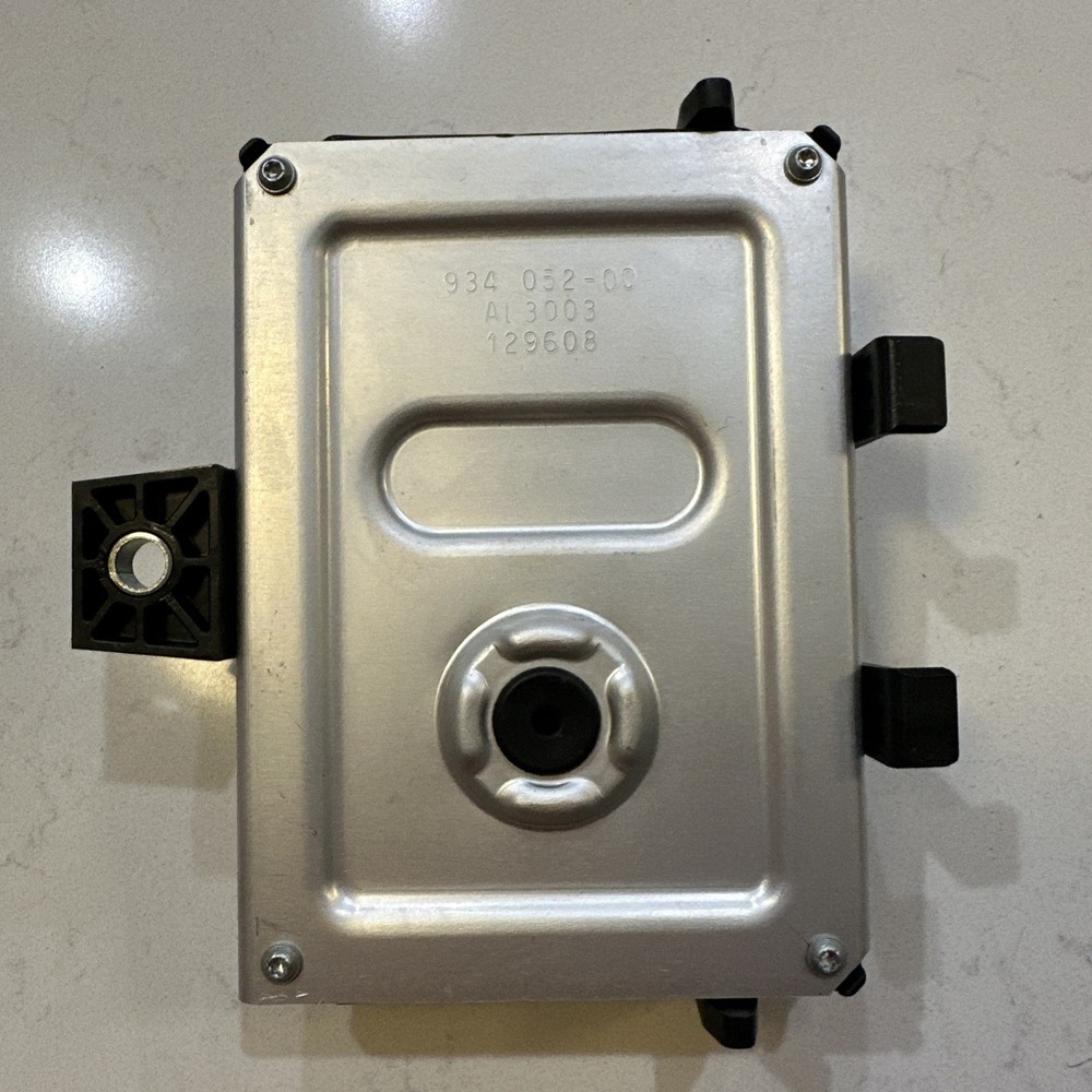 2013-2014 GM FUEL PUMP CONTROL MODULE OEM 22874299