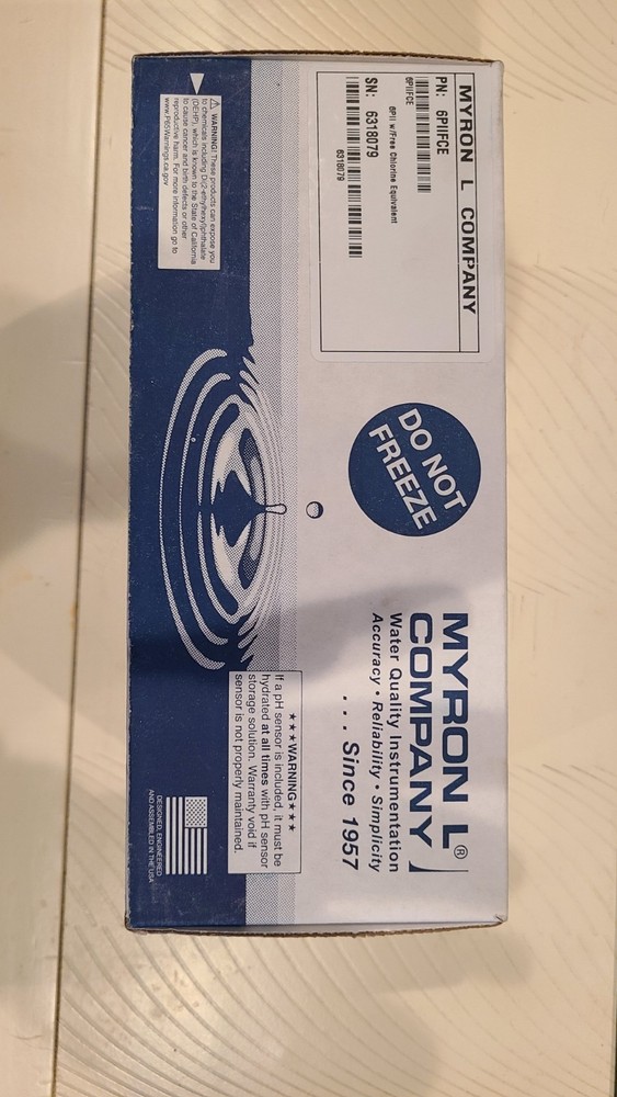 Myron 6PiiFC water quality testing instrument with PH sensor storage solution