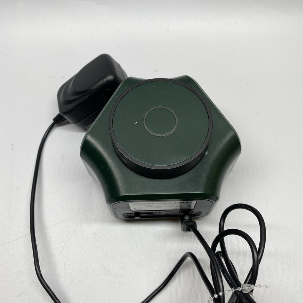 Ultrasonic Pest Repeller Green Tested