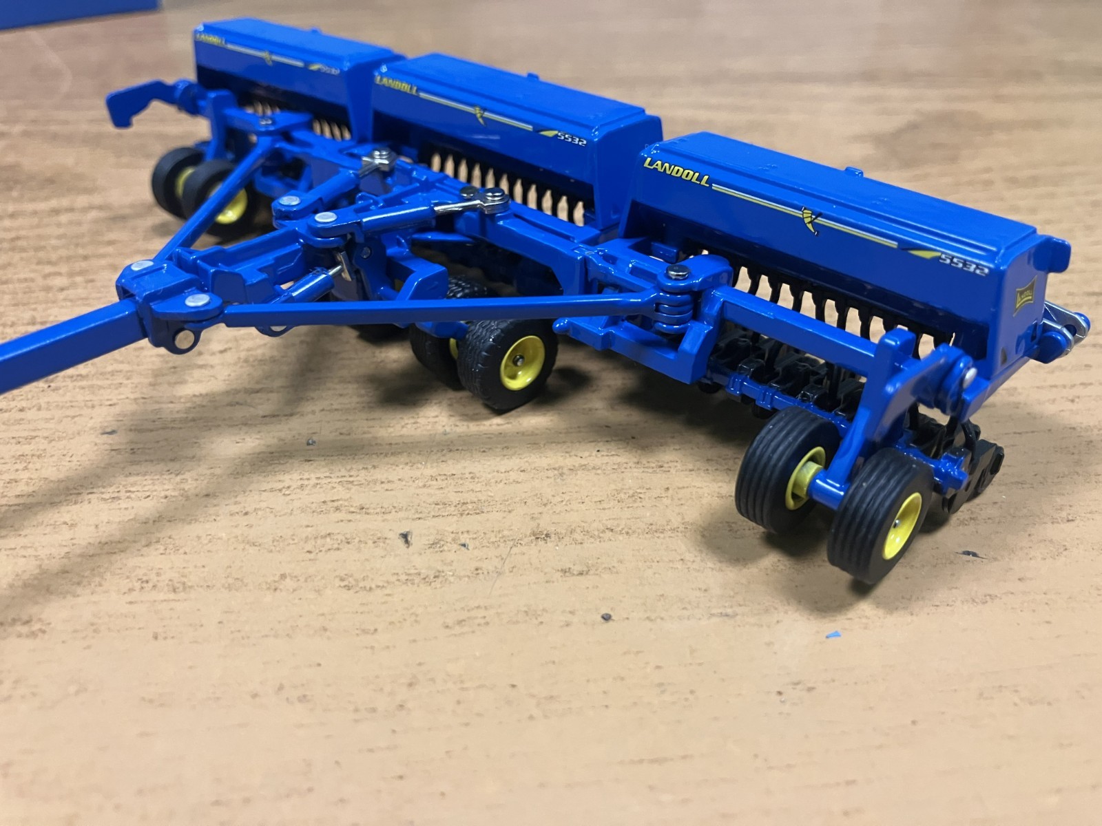 Landoll 1/64 5532-30 Grain Drill 41011