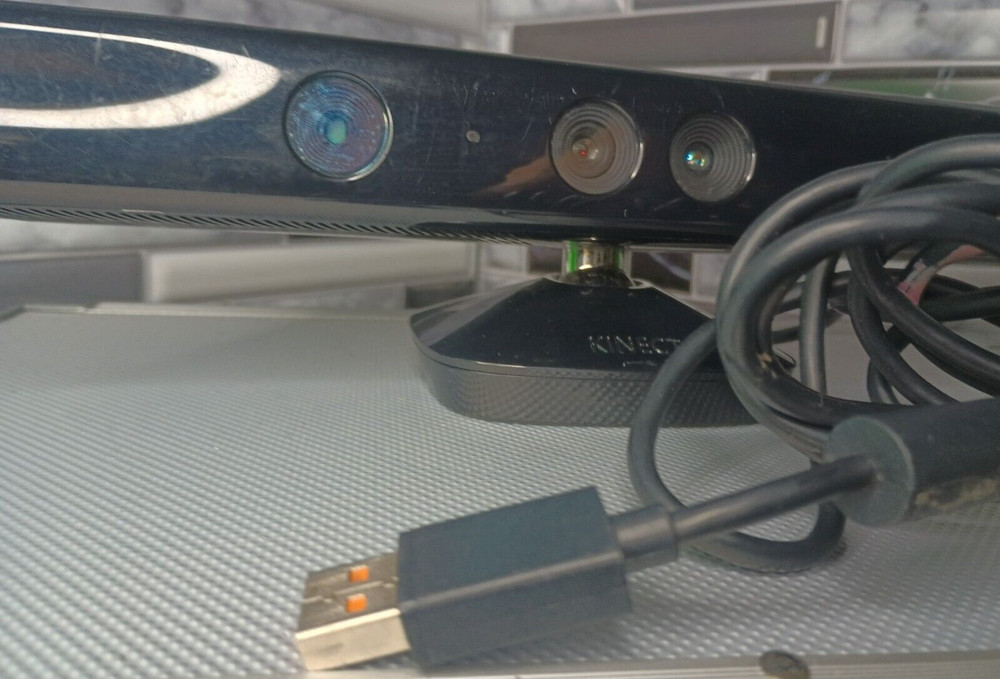 Xbox 360 Kinect Sensor Model 1414 Camera Great Condition Tested & Working