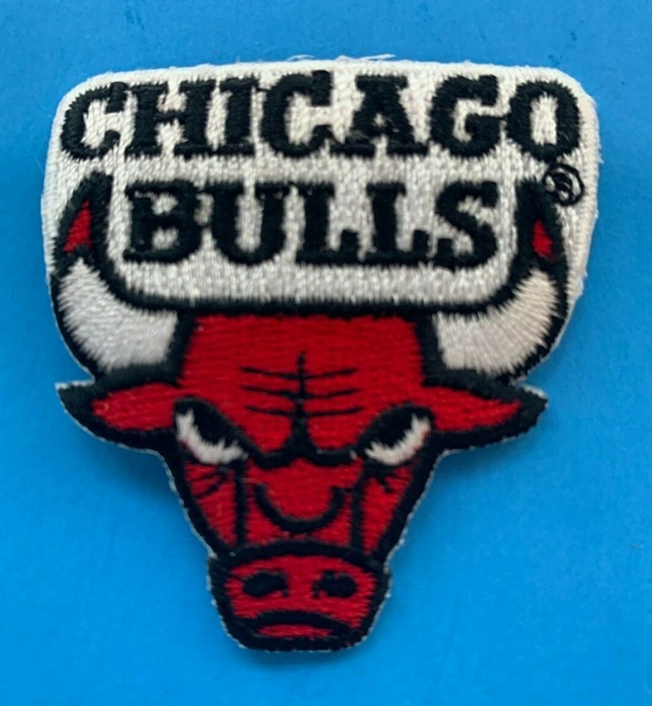 CHICAGO BULLS Embroidered PATCH 2 inch NBA