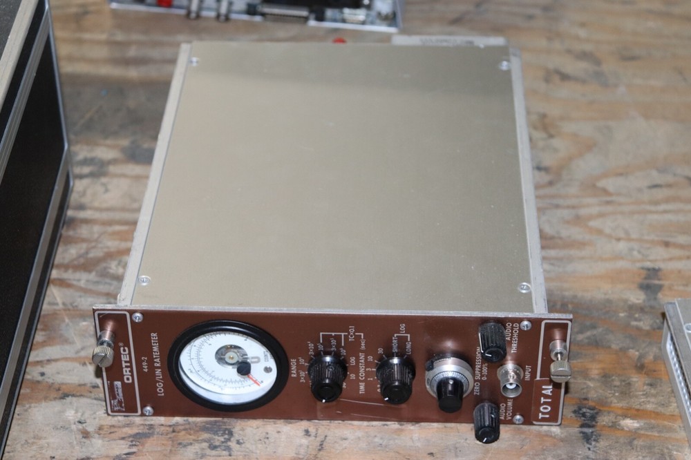 ORTEC EG&G NIM computer module model # 449-2 LOG/LIN RATEMETER