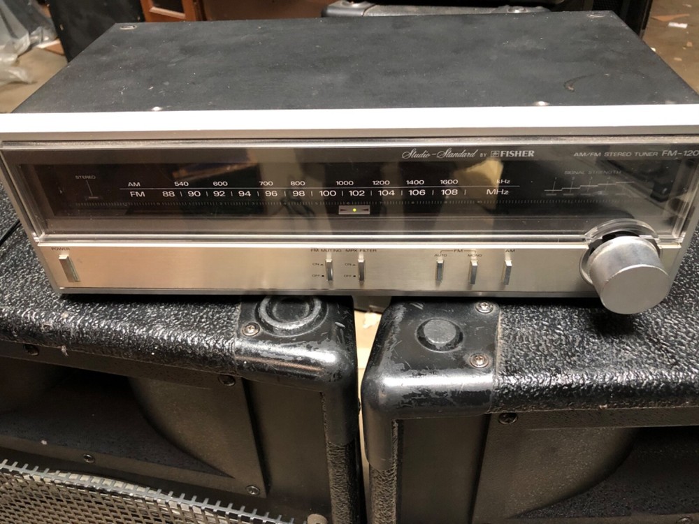 Fisher FM-120 stereo tuner
